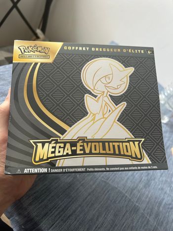 Etb ME01 mega gardevoir 