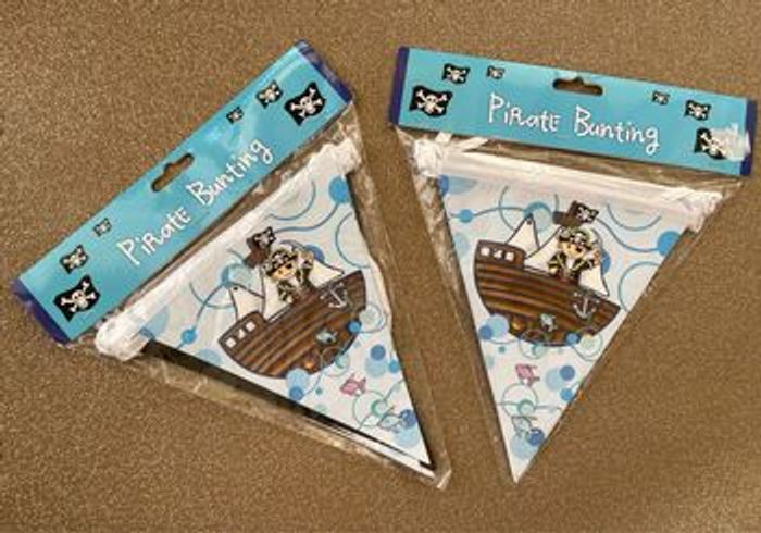 Decoration anniversaire thème pirate - photo numéro 5