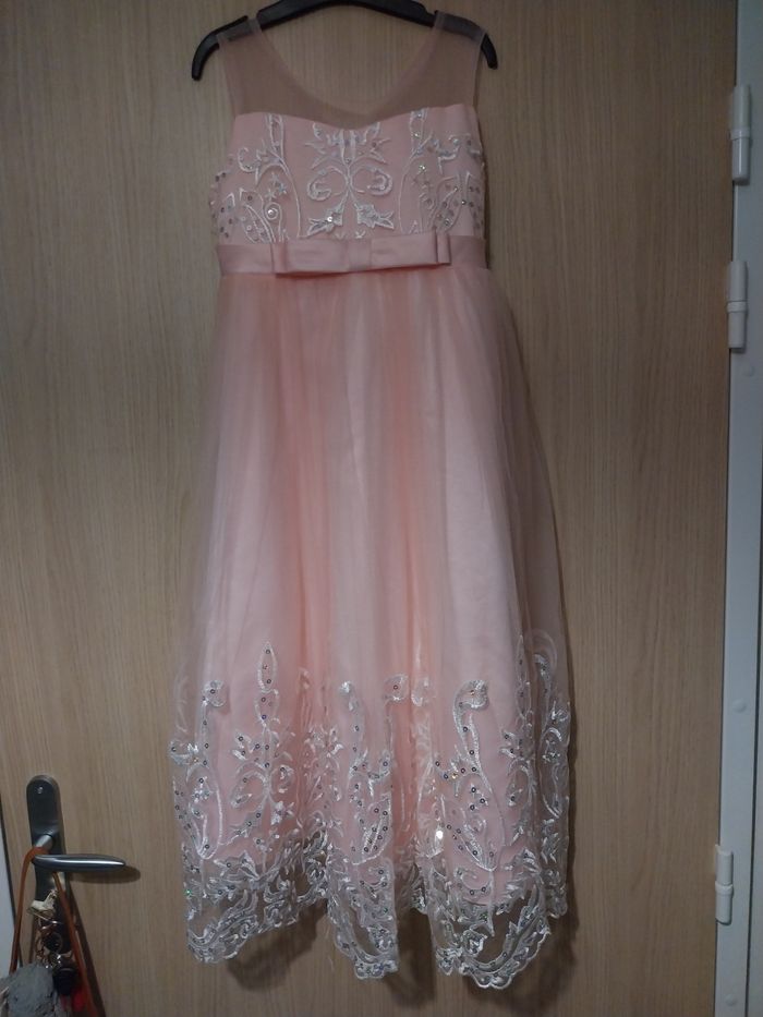 Robe princesse neuve - photo numéro 3