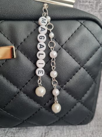 lanière sac téléphone porte clés en perles personnalisée 