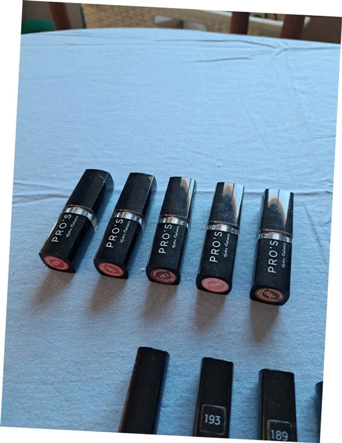 Lot de maquillage neuf PRO'S - 25 pieces - photo numéro 8