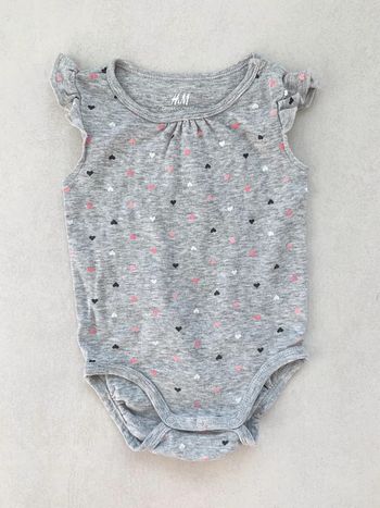 Bodie h&m 4/6 mois body h&m 4/6 mois