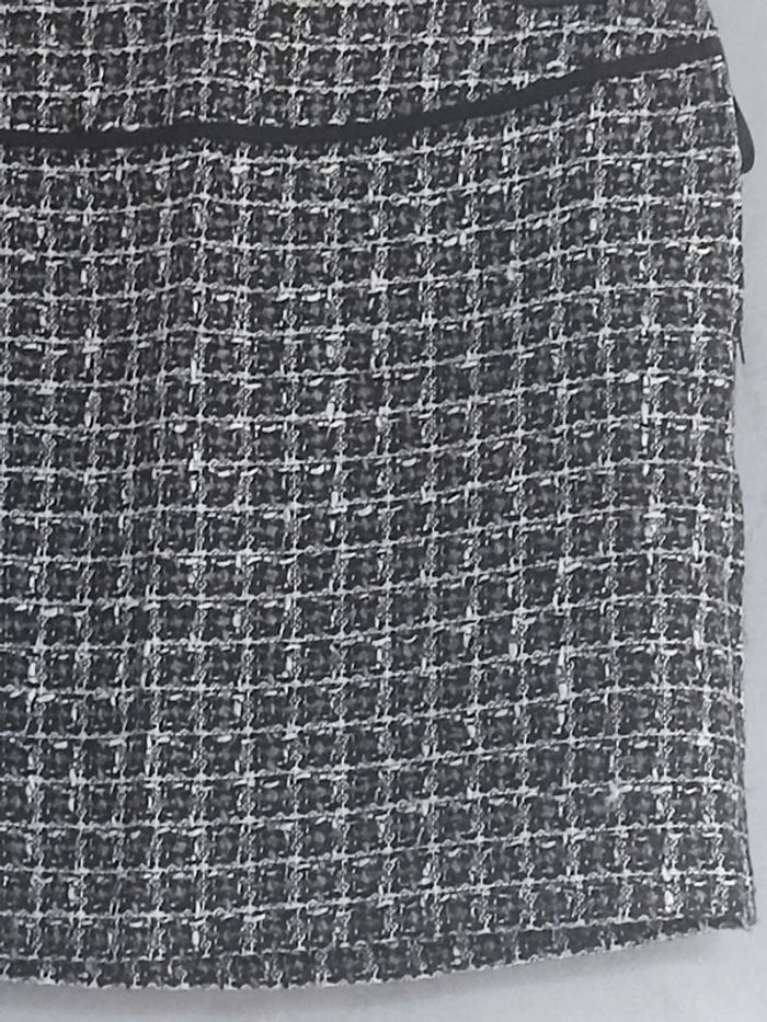 Mini jupe tweed noire H&M - photo numéro 2