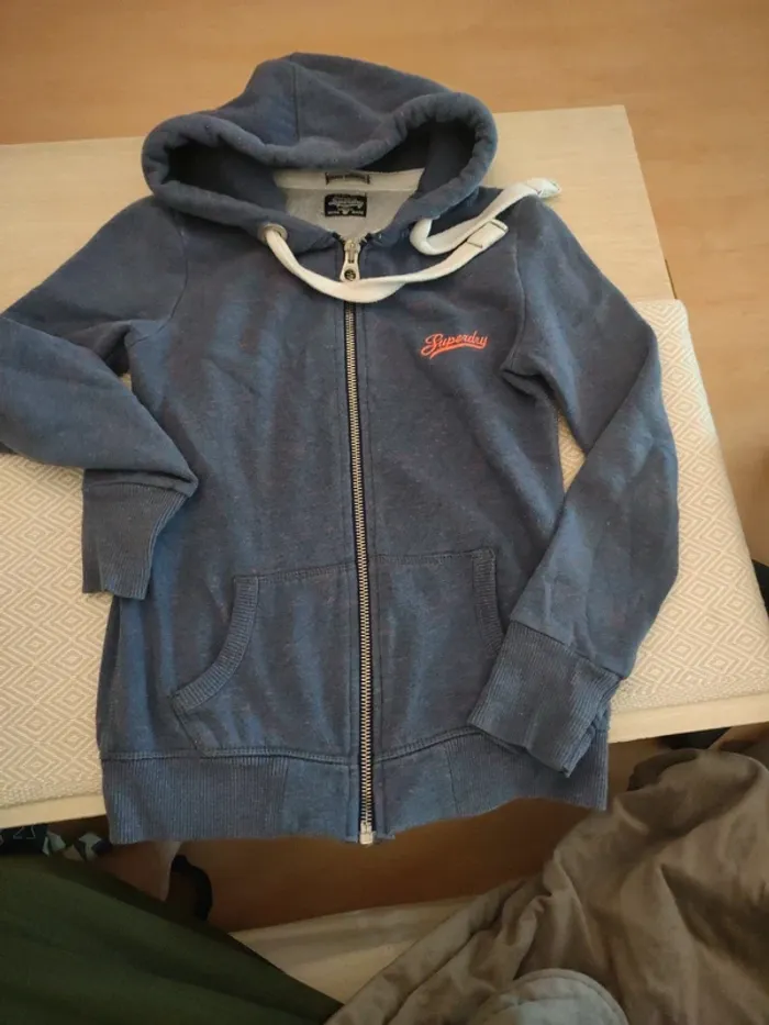 Sweat zippé à capuche Superdry xxs 12 ans