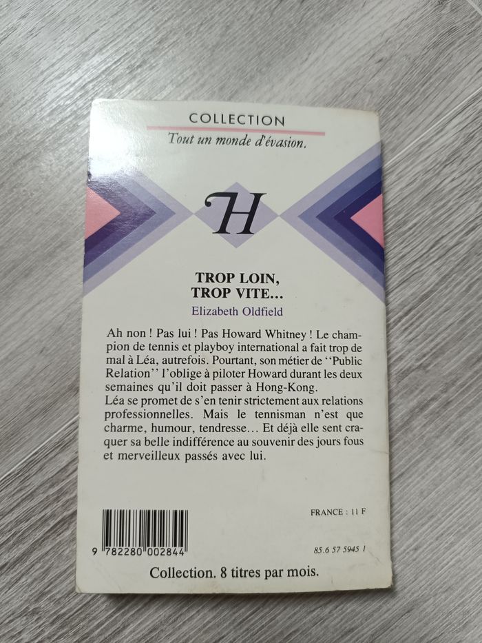 Livre Harlequin collection - photo numéro 2