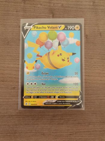 Carte Pokémon 006/25 Pikachu Volant V Célébrations 25 ans