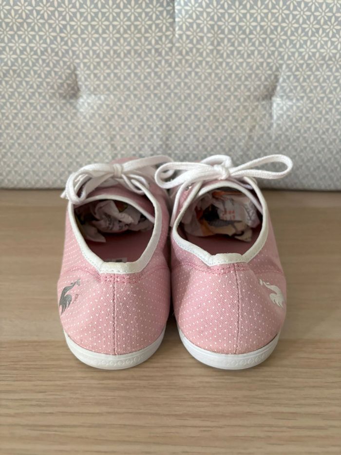 Paire de Baskets Tissu Rose "Le Coq Sportif" Taille 39 - photo numéro 4