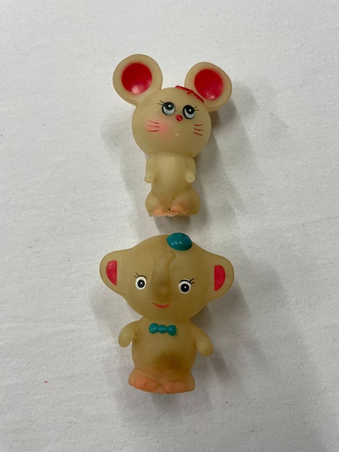 Lot de 2 figurines retro phosphorescentes Luciole