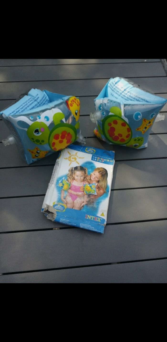 Lot de 2 brassards gonflables 3/6 ans