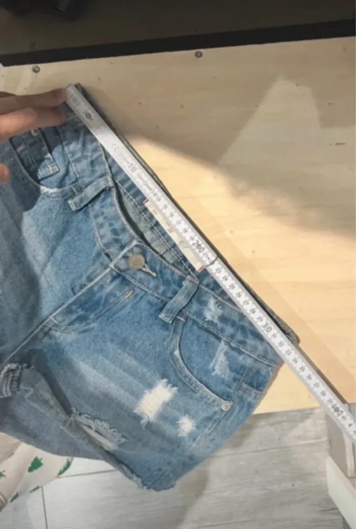 Short en jean bleu - photo numéro 4