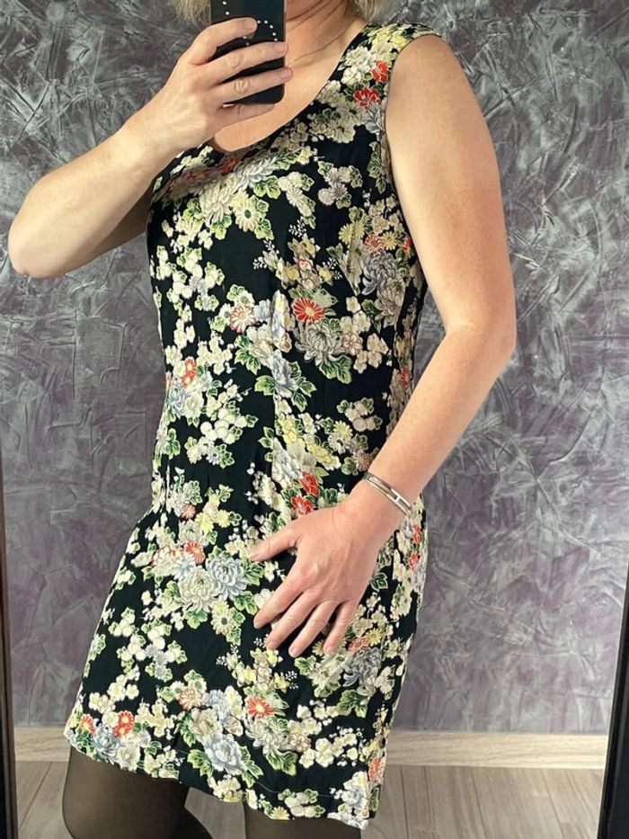 Superbe robe printemps French Connection - photo numéro 3