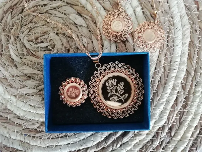 Ensemble de bijoux
