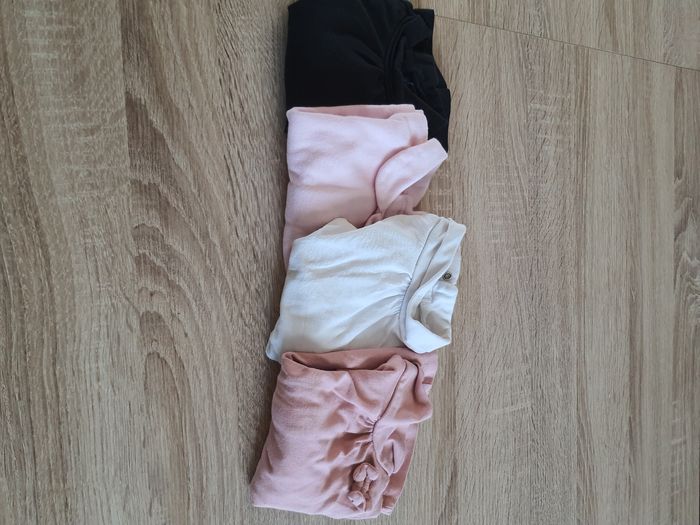 A vendre lot vêtements fille 3 mois - photo numéro 7