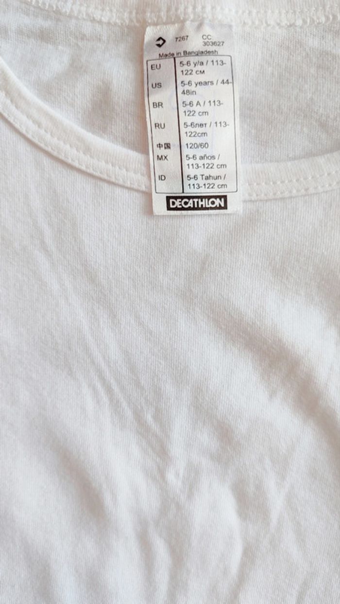 Tee-shirt Blanc Basique – Decathlon – 5/6 Ans – Confort & Simplicité - photo numéro 3
