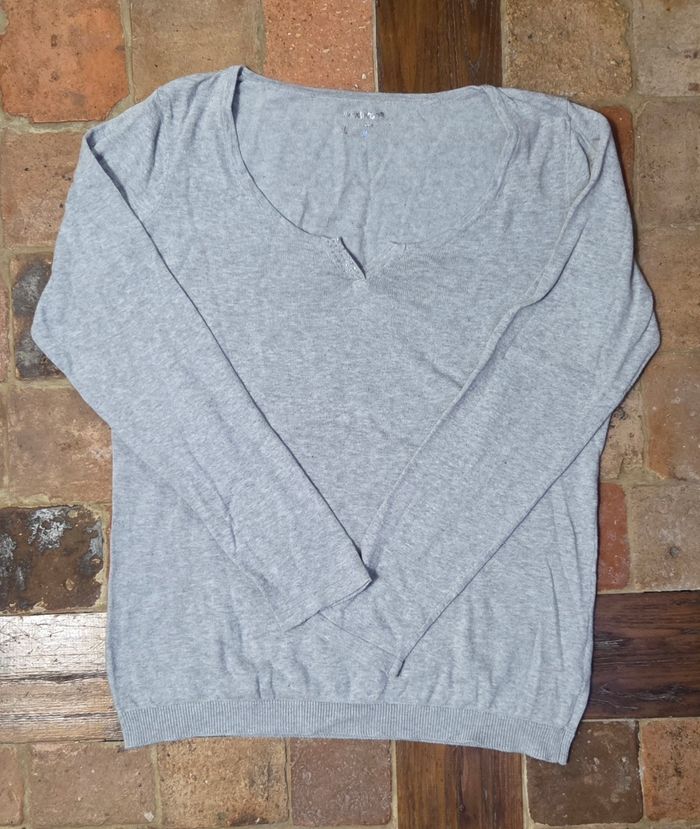 Pull fin gris