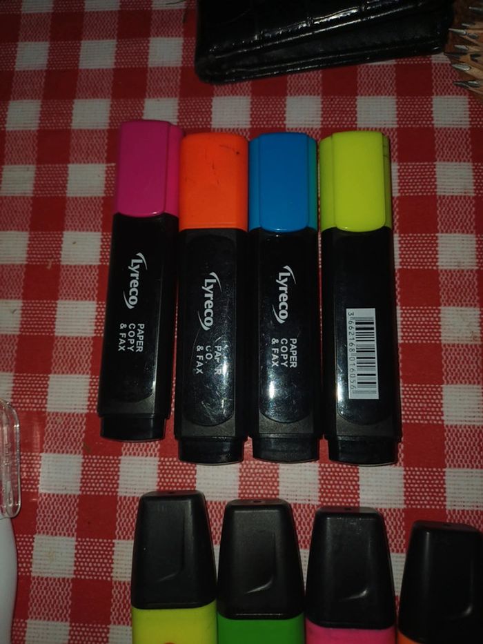 Lots affaires scolaires - photo numéro 10