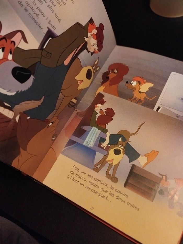 Livre Disney grand format la belle et la bête - photo numéro 5