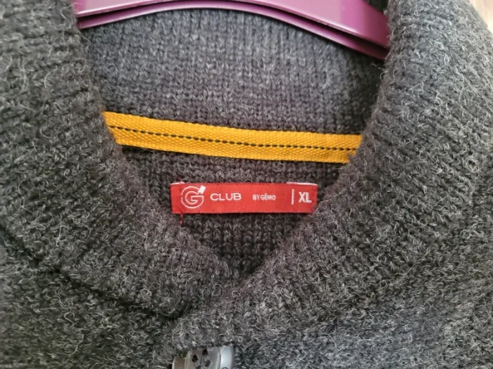 Pull col à boutons - photo numéro 2