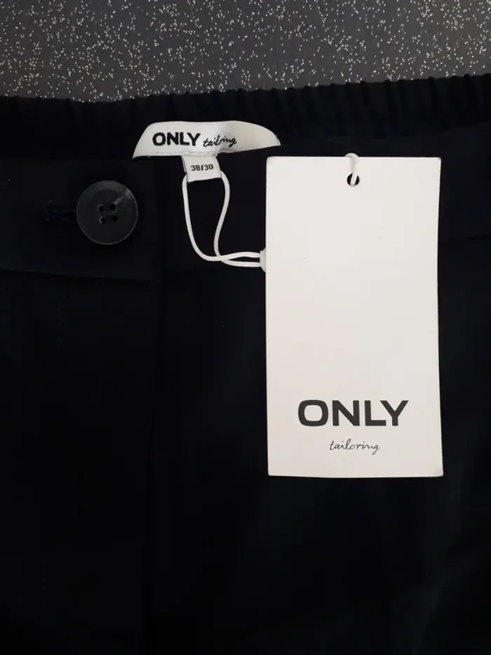 Pantalon Only neuf - photo numéro 4