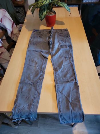 Pantalon cargo