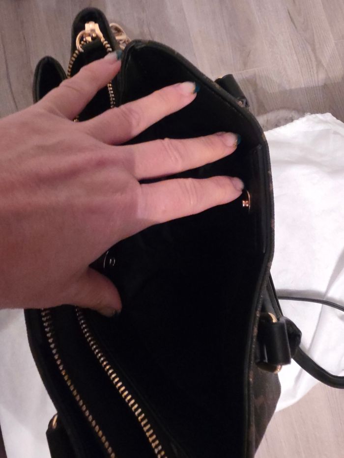 Sac Guess - photo numéro 7