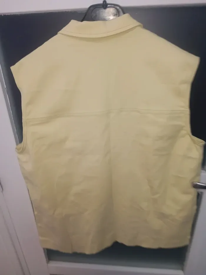 Veste taille 44 sans manches vert à poches zippé vintage - photo numéro 2