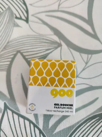 900 gel douche parfum miel eco recharge 240ml  à utiliser 3 mois après ouverture
