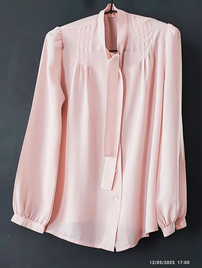 Chemise rose pâle, transparente, Taille 36
