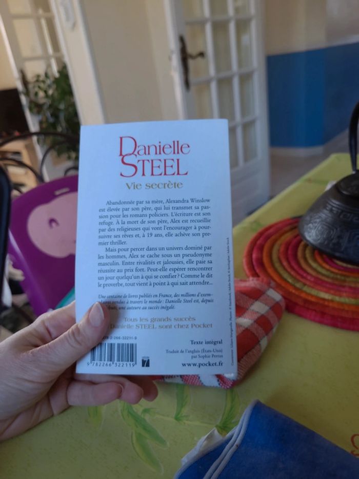 Danielle steel - vie secrète - photo numéro 2