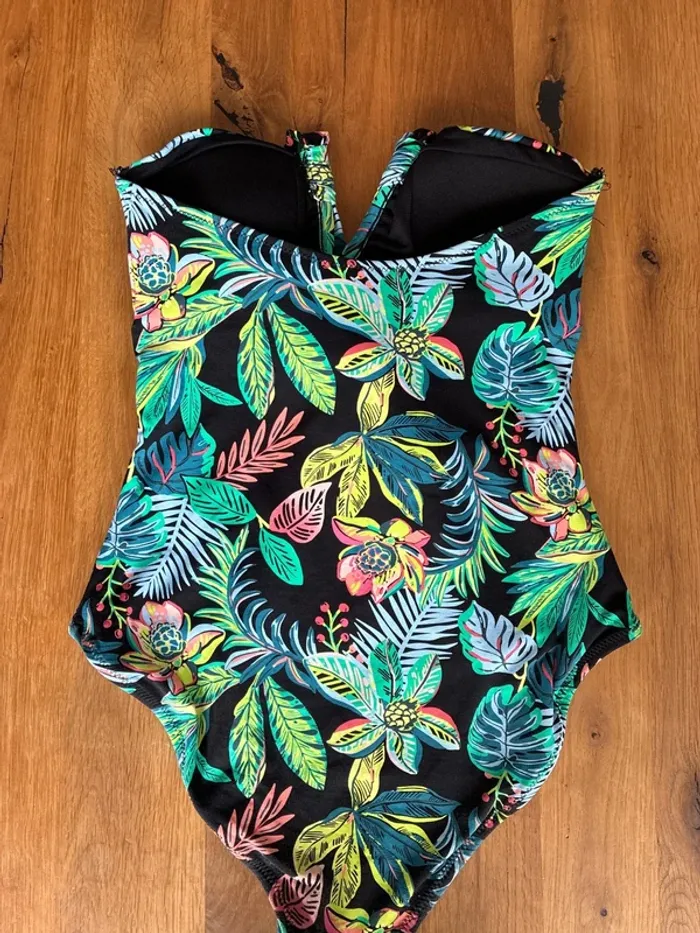 Maillot de bain - photo numéro 4