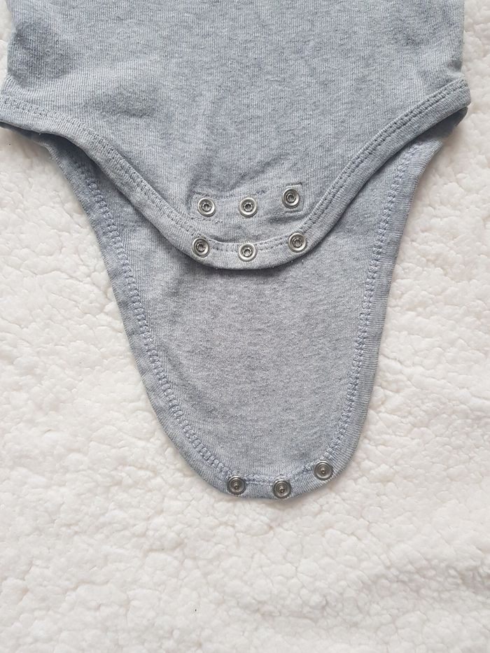 Bodies 18 mois, réglable. Gémo - photo numéro 3