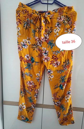 Pantalon fleuri