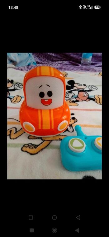 Voiture télécommandée