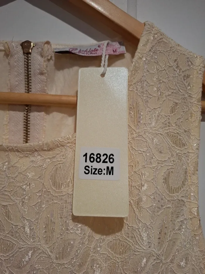 Jolie robe chic et colorée M - Neuve avec étiquette - photo numéro 7