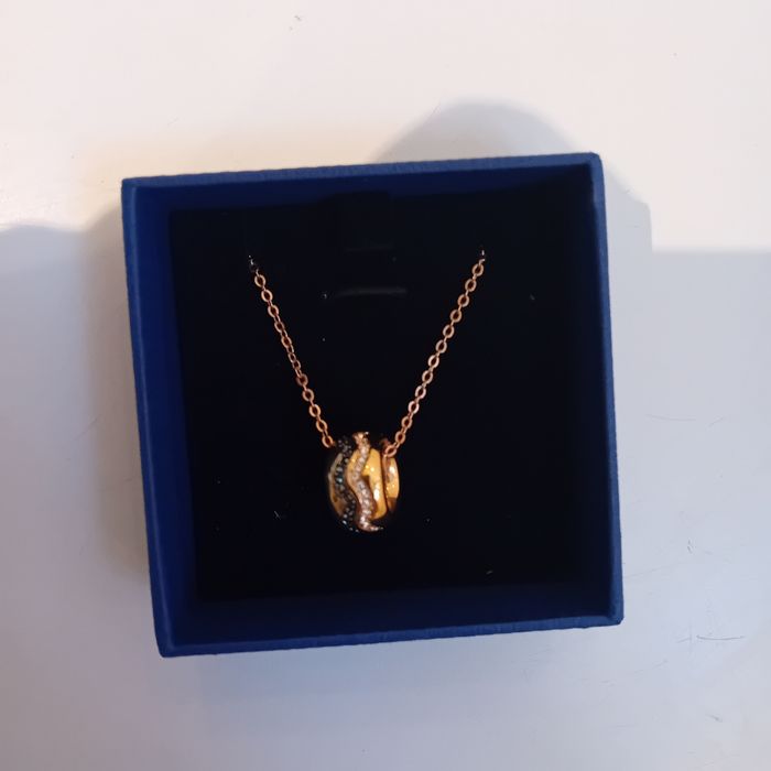 Collier Swarovski - photo numéro 3