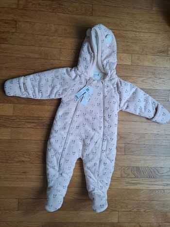 Combinaison hiver rose bébé