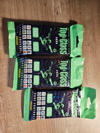 Lot 3 pochettes Panini Top Class 2025 – Pure Football