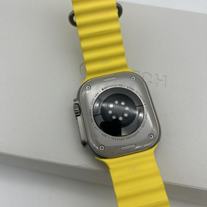 Apple Watch Ultra 49 mm Titane - photo numéro 6