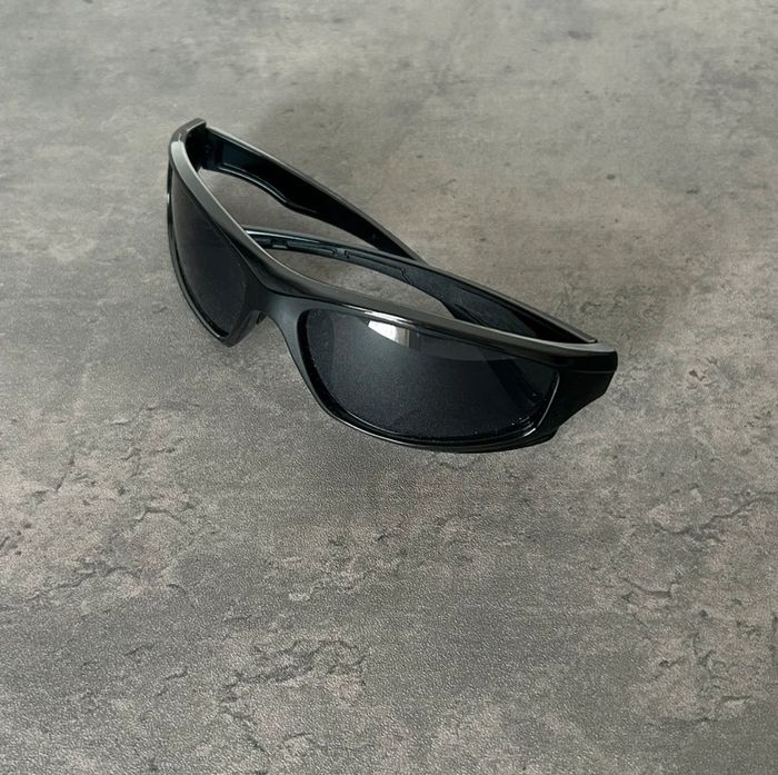 Lunettes Aesthetic Noires Teintées Noires - photo numéro 4