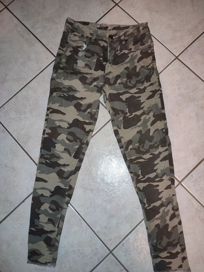 Jean armé LEMONE taille 38 / M