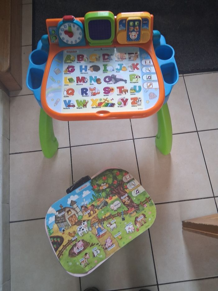 Table activite vtech - photo numéro 3