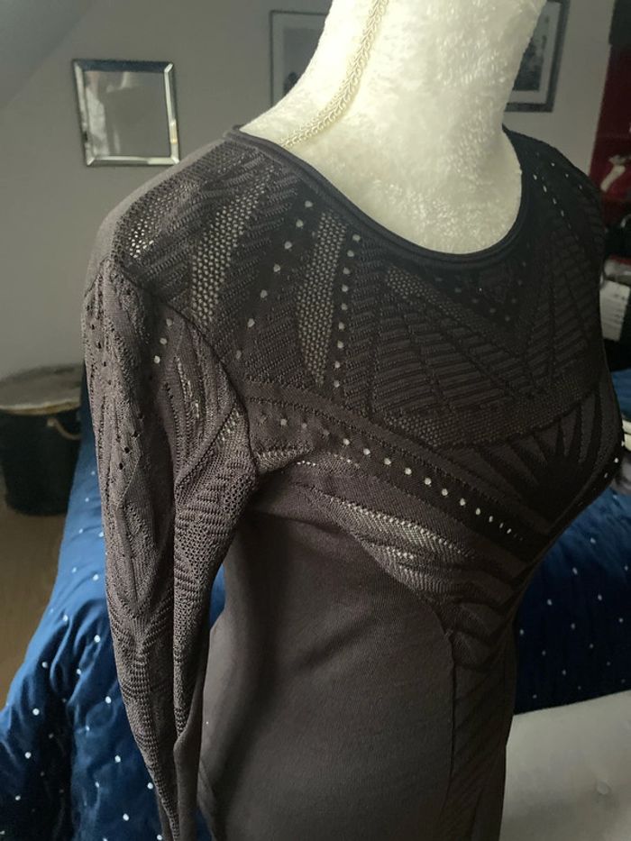 Robe moulante - photo numéro 2