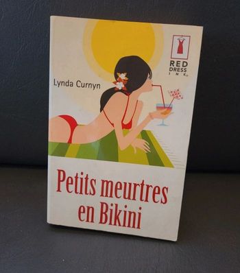Petits meurtres en bikini