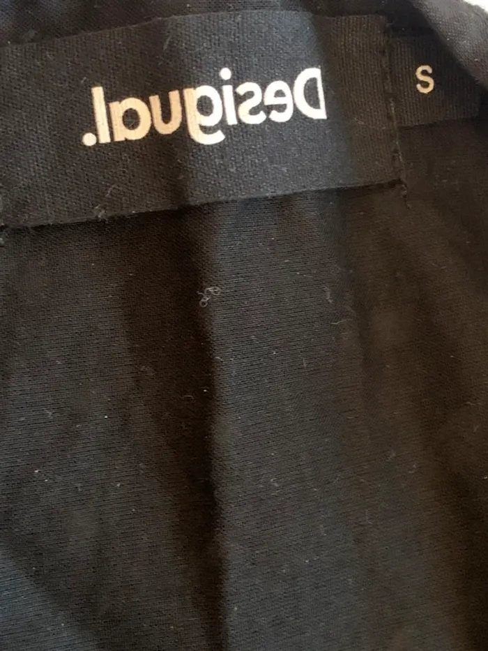 Robe Leah Desigual broderie et paillettes - photo numéro 5