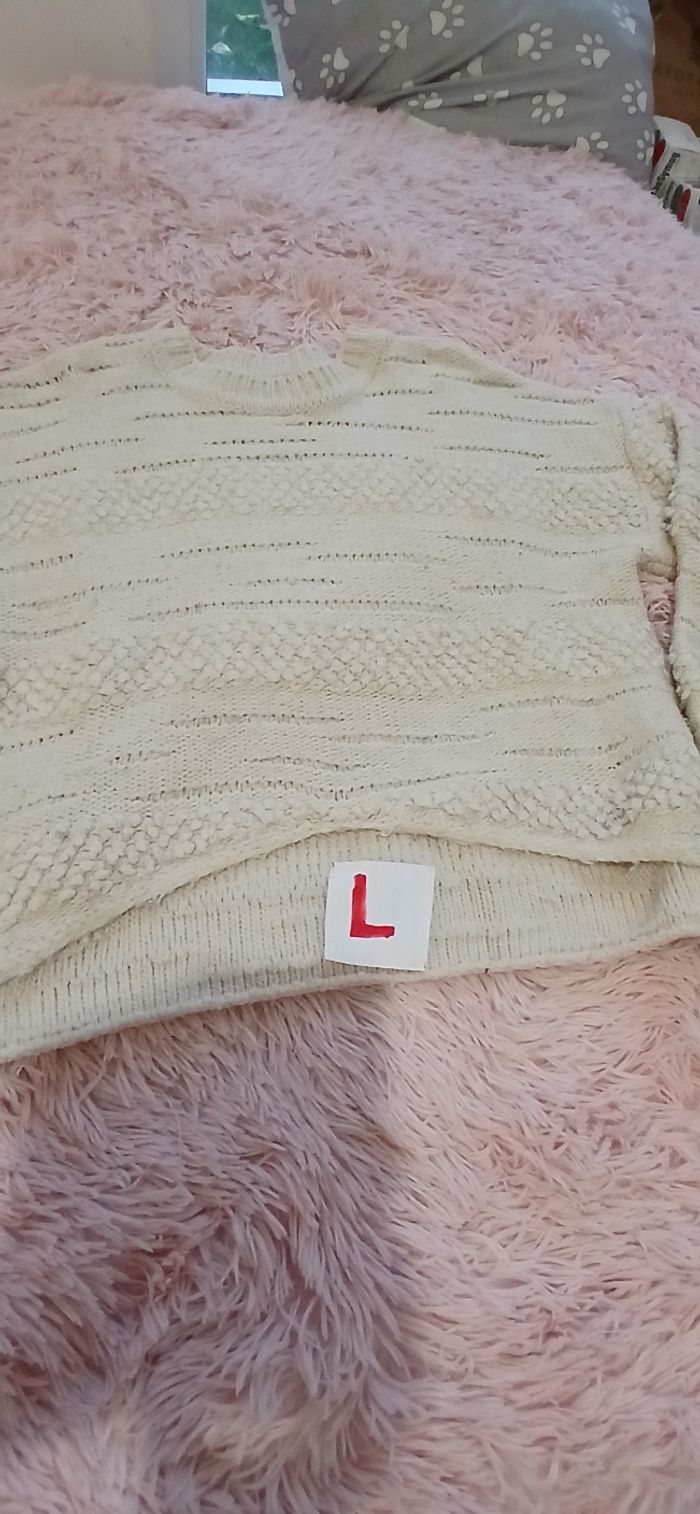 Pull beige - photo numéro 2