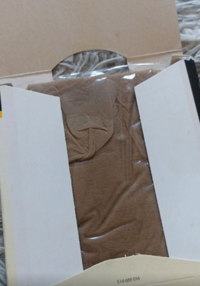 Collants sans démarcation femme taille 1/36 Chesterfield - photo numéro 2