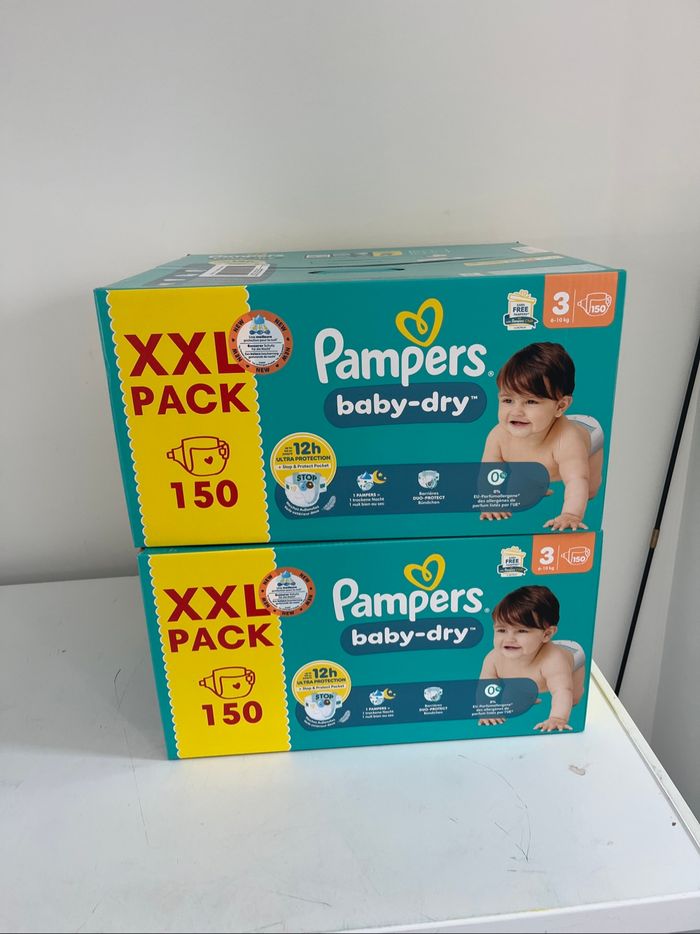 Couches Pampers baby dry taille 3
