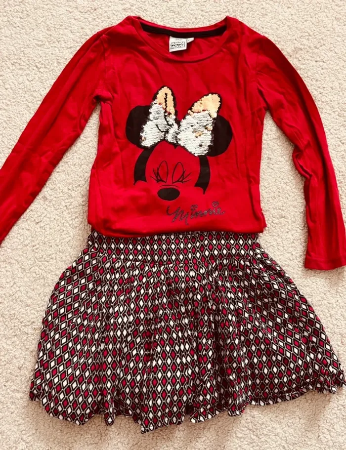 Ensemble rentrée fille 6 ans – T-shirt Minnie Mouse Disney sequins + jupe patineuse - photo numéro 4