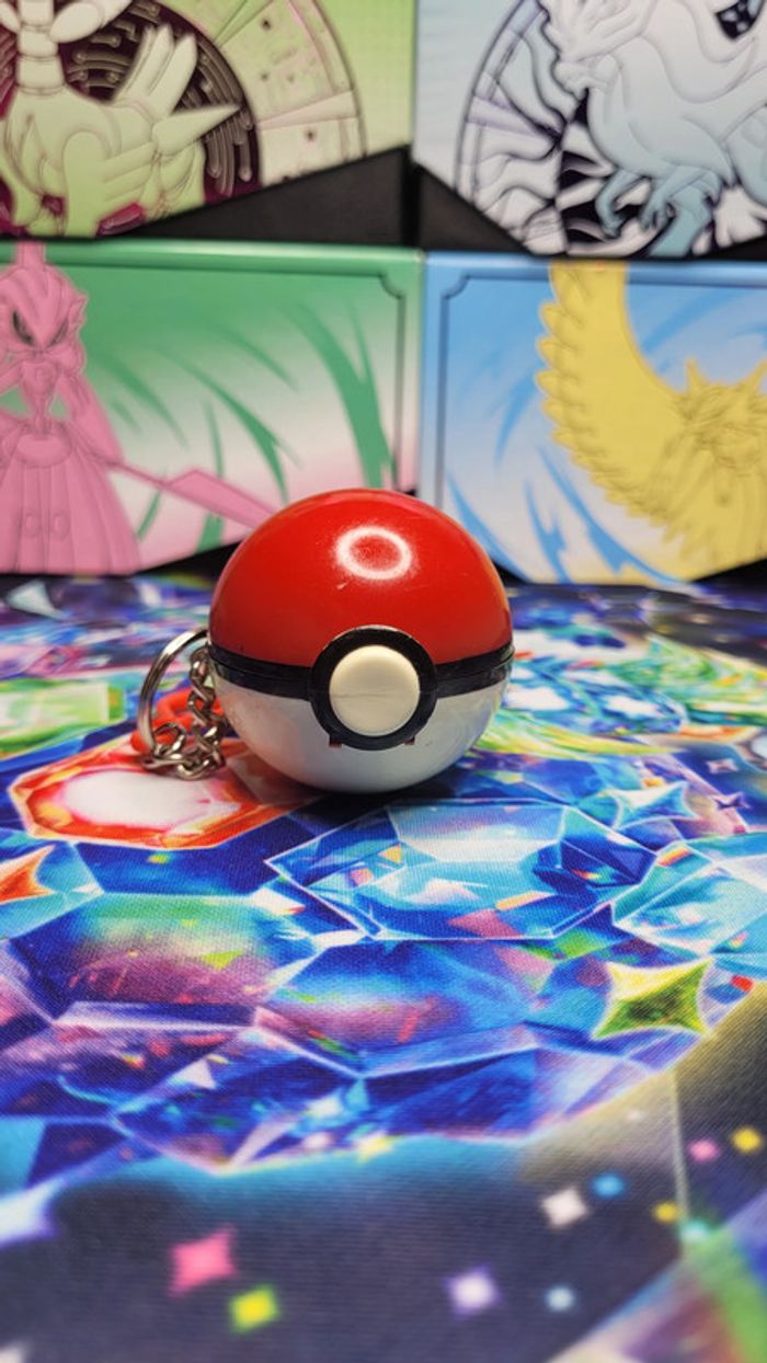 Figurine Pokémon Ectoplasma Transparent avec Pokéball et porte-clés - photo numéro 5