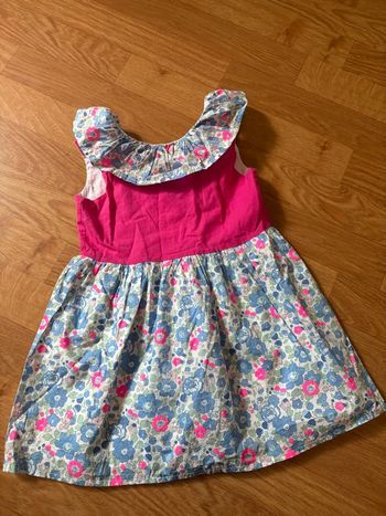 Robe créatrice 3 ans comme neuve